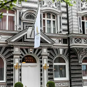 Opera **** Múnich